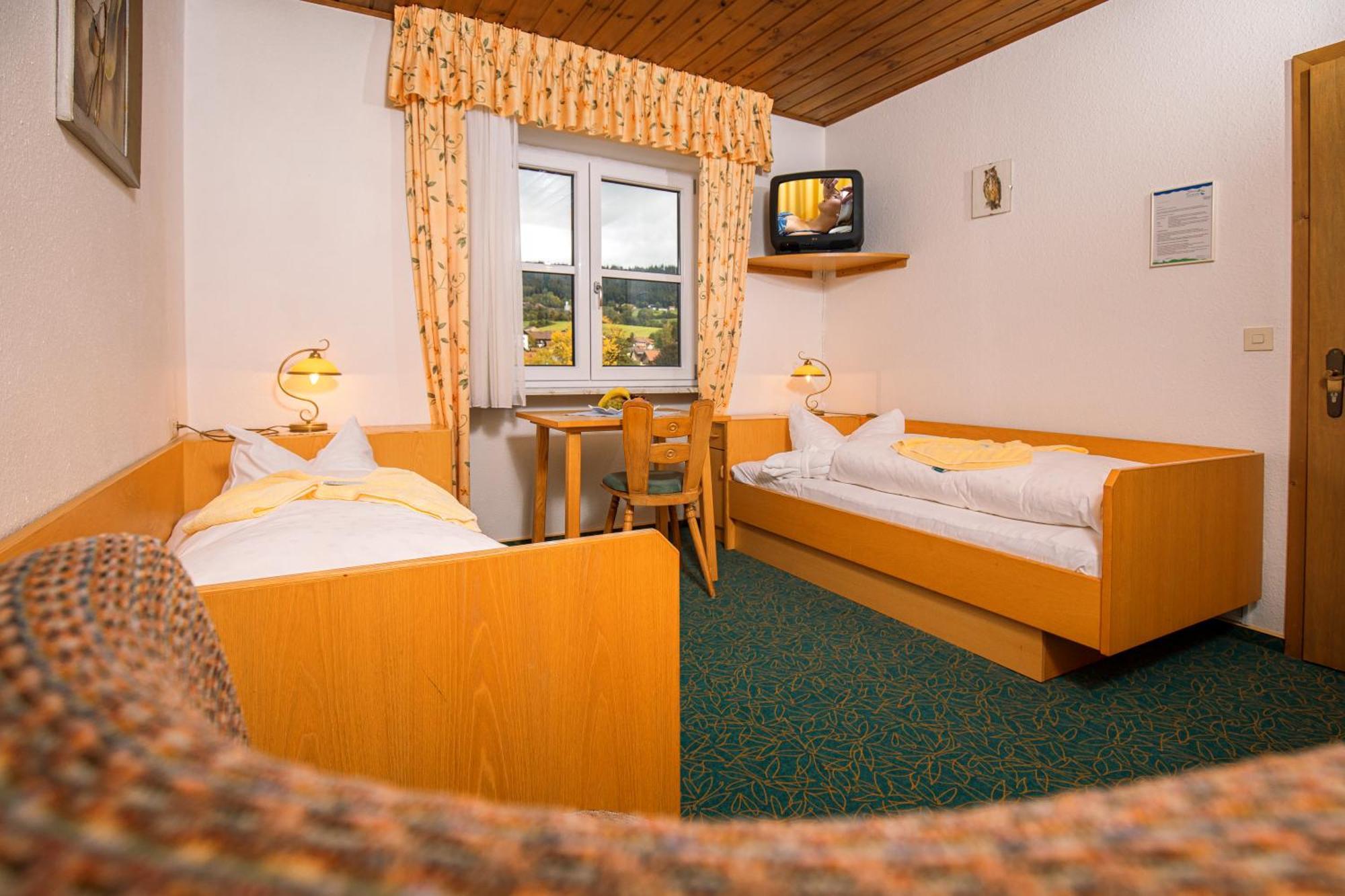 Hotel Zum Hirschen Lam Quarto foto
