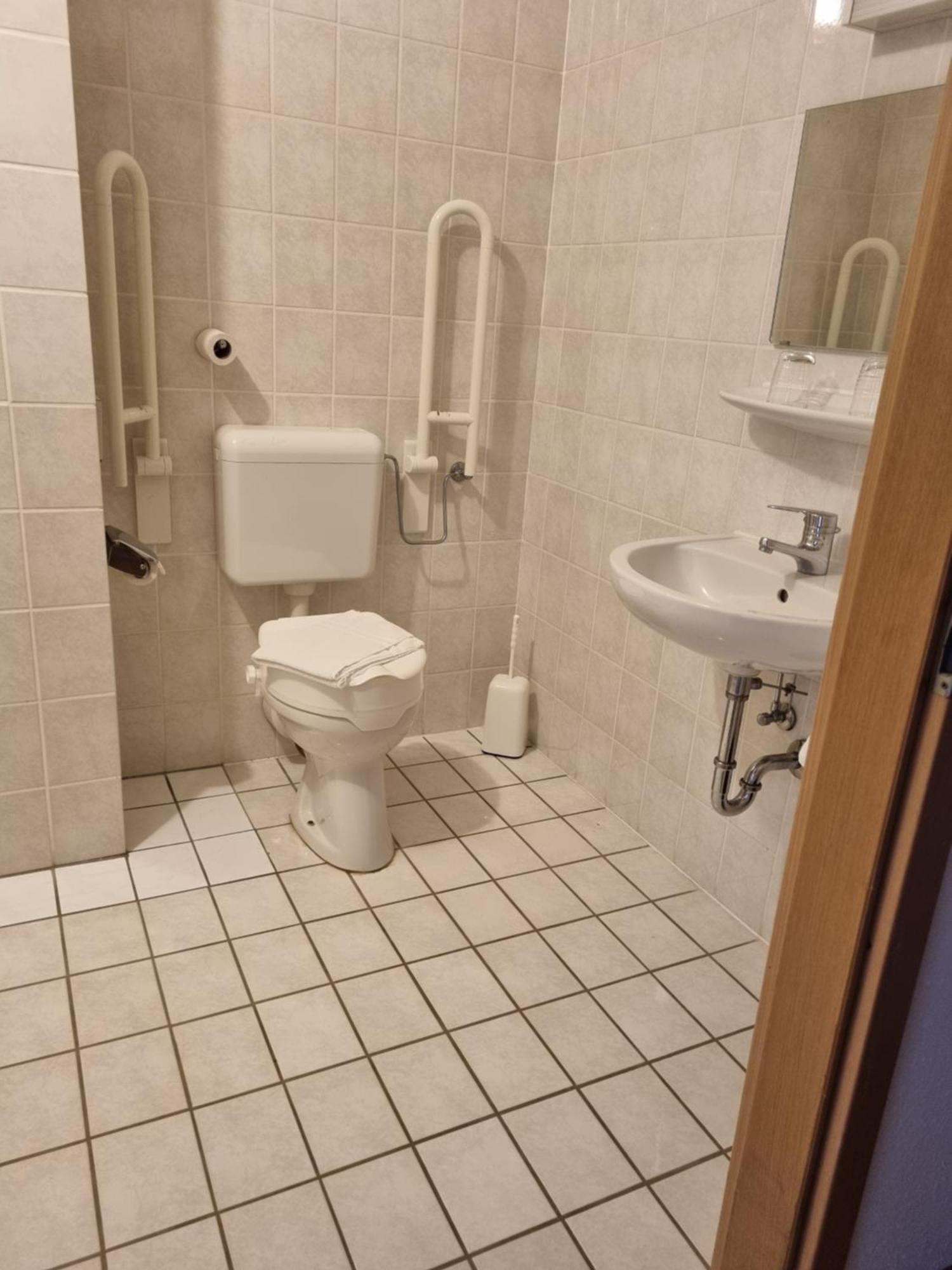 Hotel Zum Hirschen Lam Quarto foto